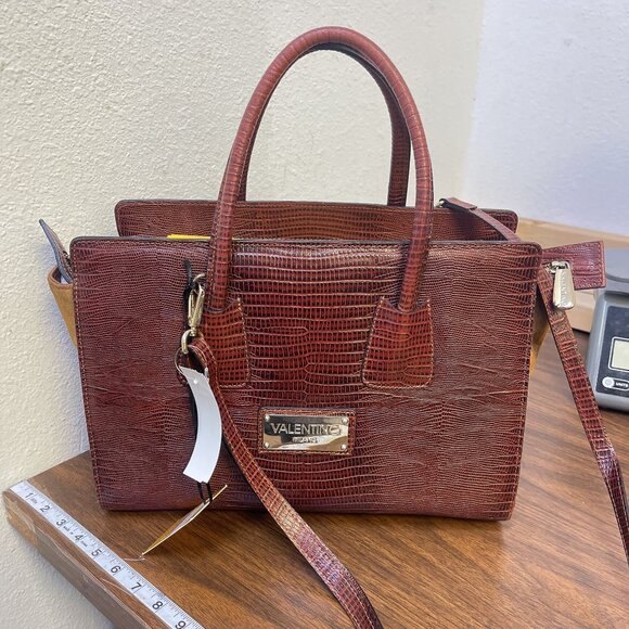 Mario Valentino Milano Kiria Tejus VA 3705 Genuine Leather Handbag With Suede Ac - Picture 2 of 11